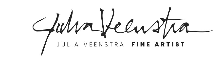 Julia Veenstra Logo